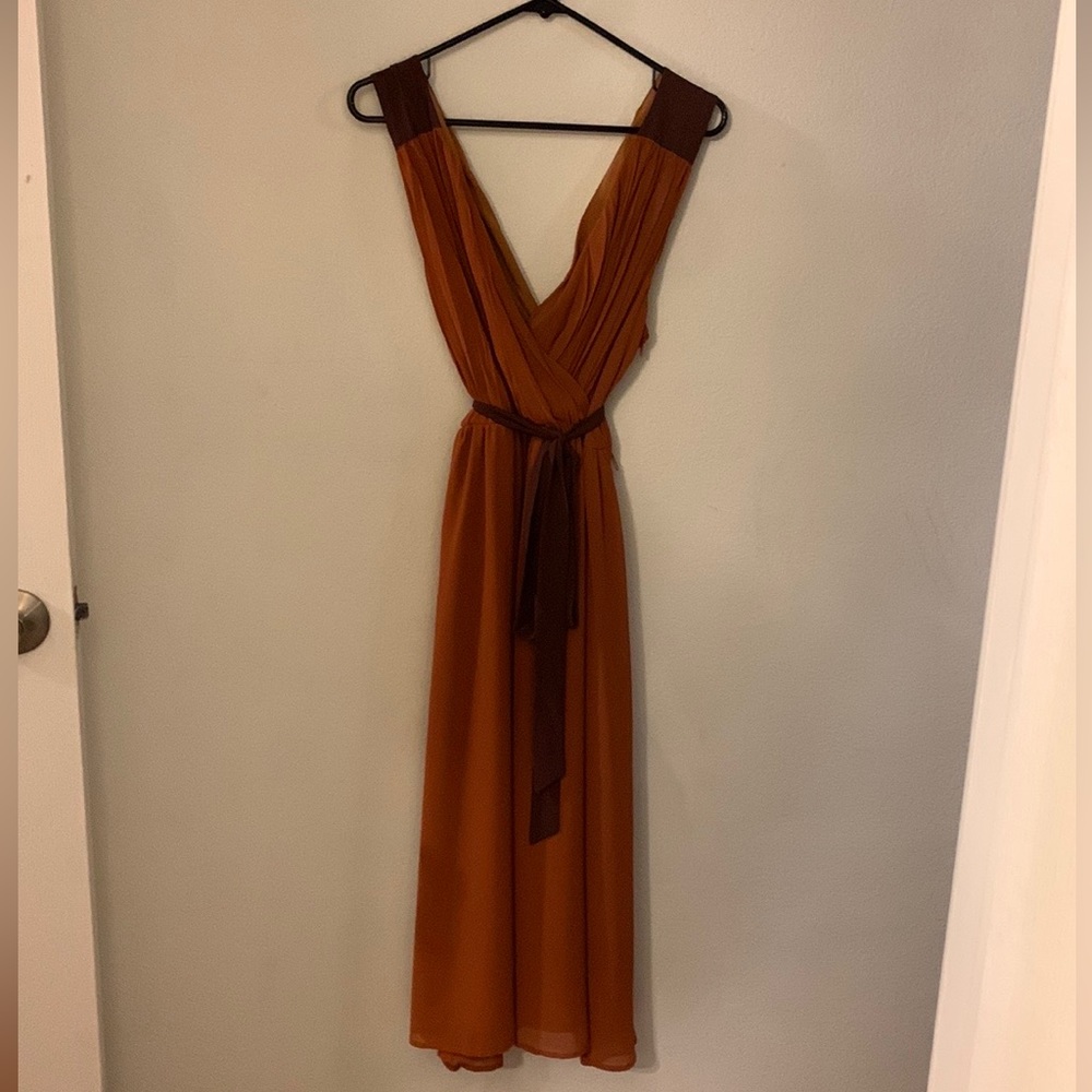 DRESS